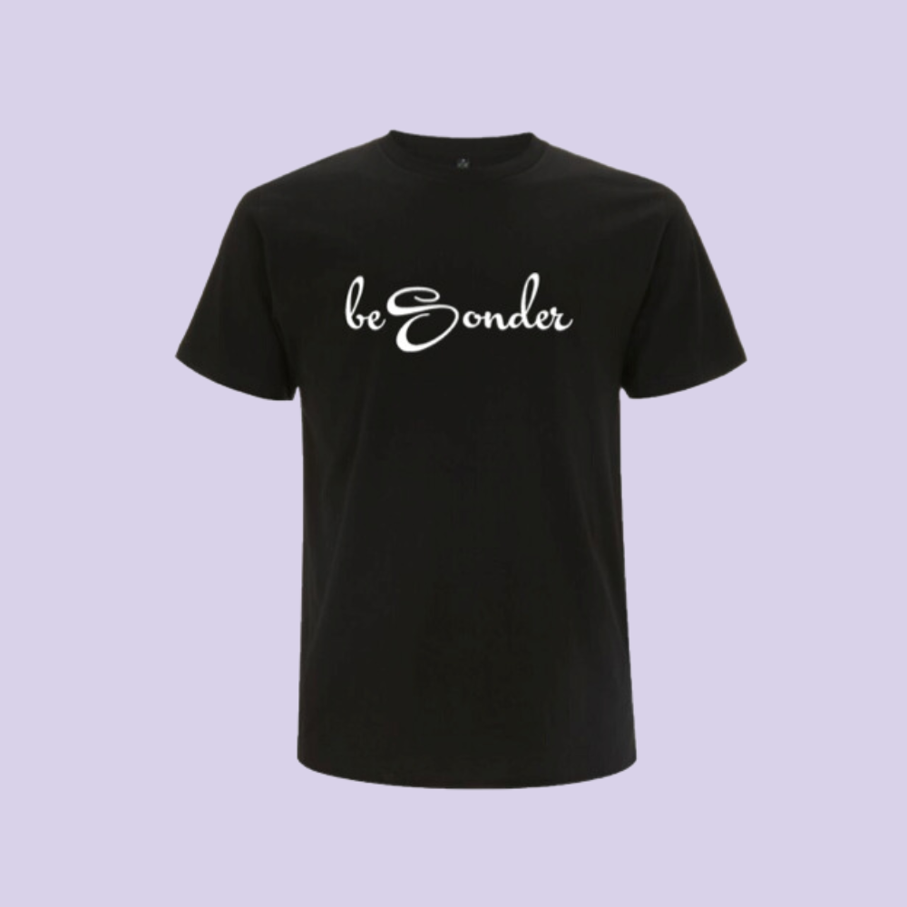 Herren T-Shirt in Burgund oder Schwarz